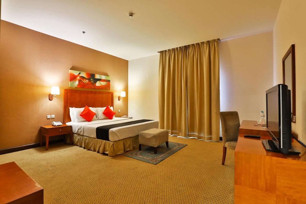 مينا بلازا الطائف Mena Plaza Taif Hotel Luaran gambar
